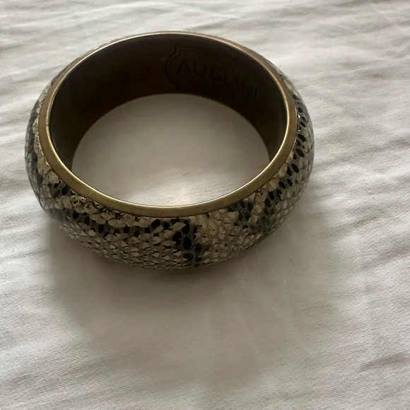 Snake Pattern Bracelet - Picture 1 of 3